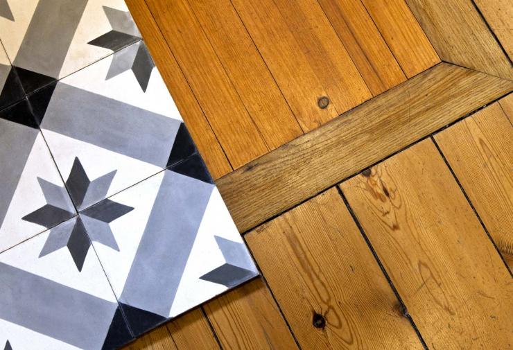 Poser du carrelage sur du parquet, c’est possible !